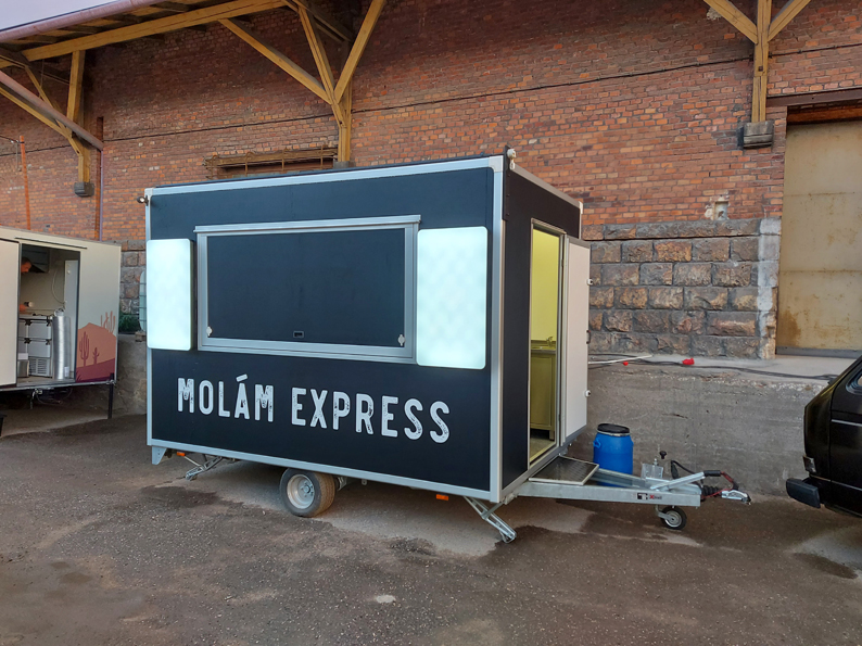 Oklejanie foodtrucków